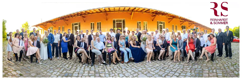 Reinhardt & Sommer Panorama-Gruppenfoto