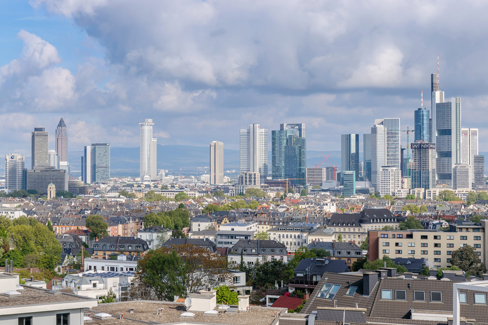 Real estate photos of the skyline in Frankfurt am Main