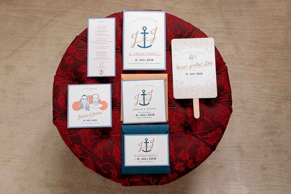 Maritime Hochzeitseinladungen und Details