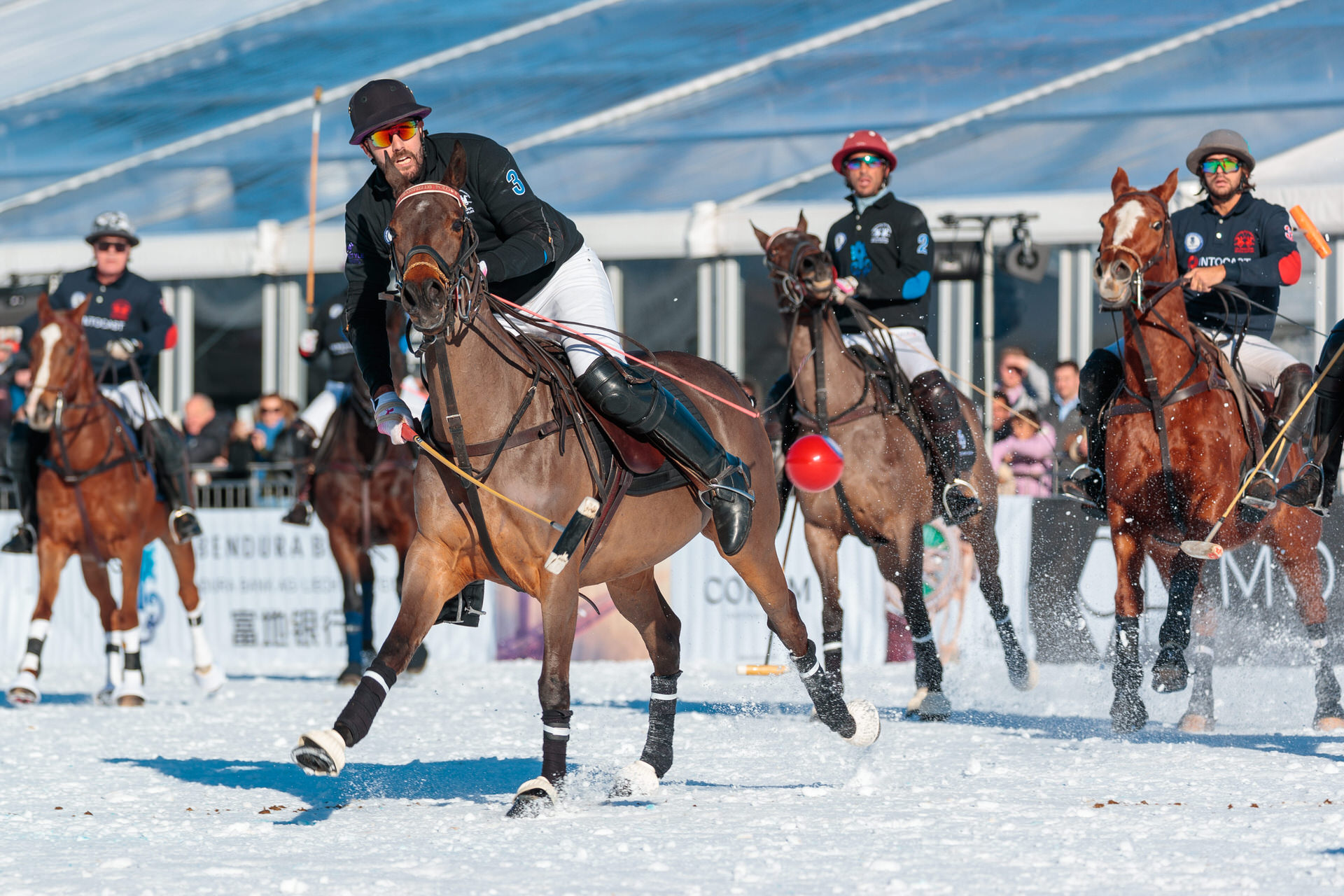 Pictures of the 18. Bendura Bank Snow Polo World Cup at Reith bei Kitzbühel 2020 by Reinhardt & Sommer for Lifestyle Events